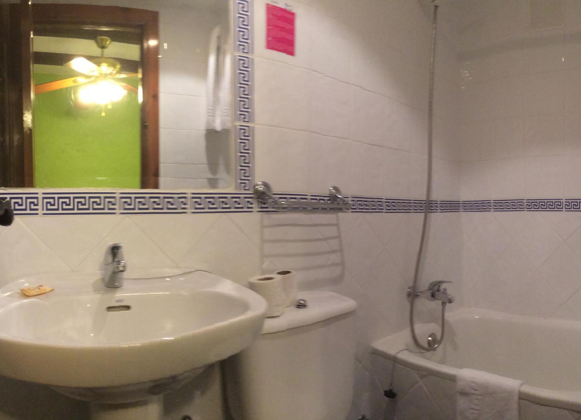רונדה Hotel Hermanos Macias חדר תמונה